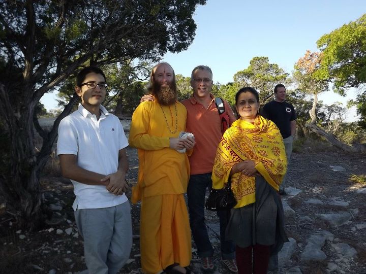 Trip to Radha Madhav Dham, the ashram of Kripaluji Maharaj